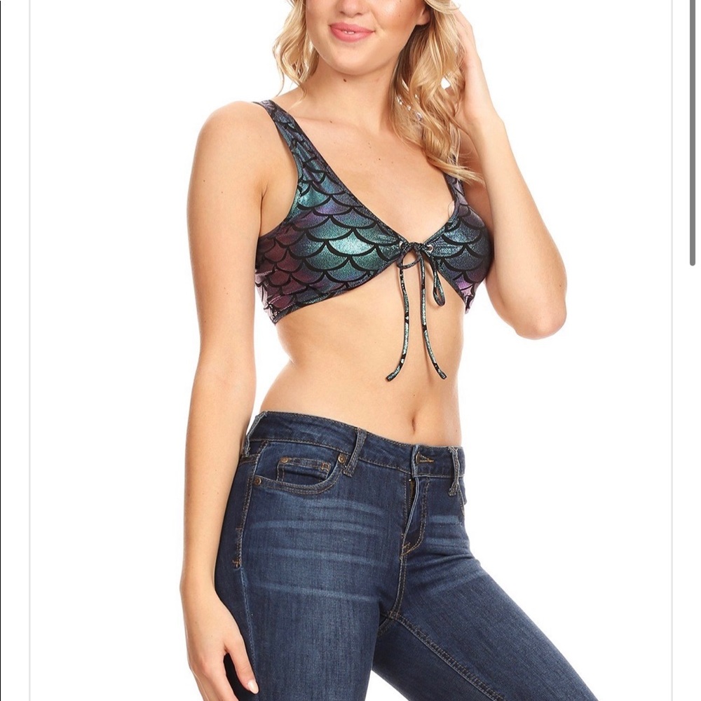 Front Tie Mermaid Crop Top